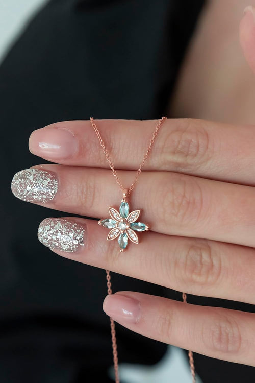 925 Ayar Aquamarin Taşlı Çiçek Kadın Gümüş Kolye