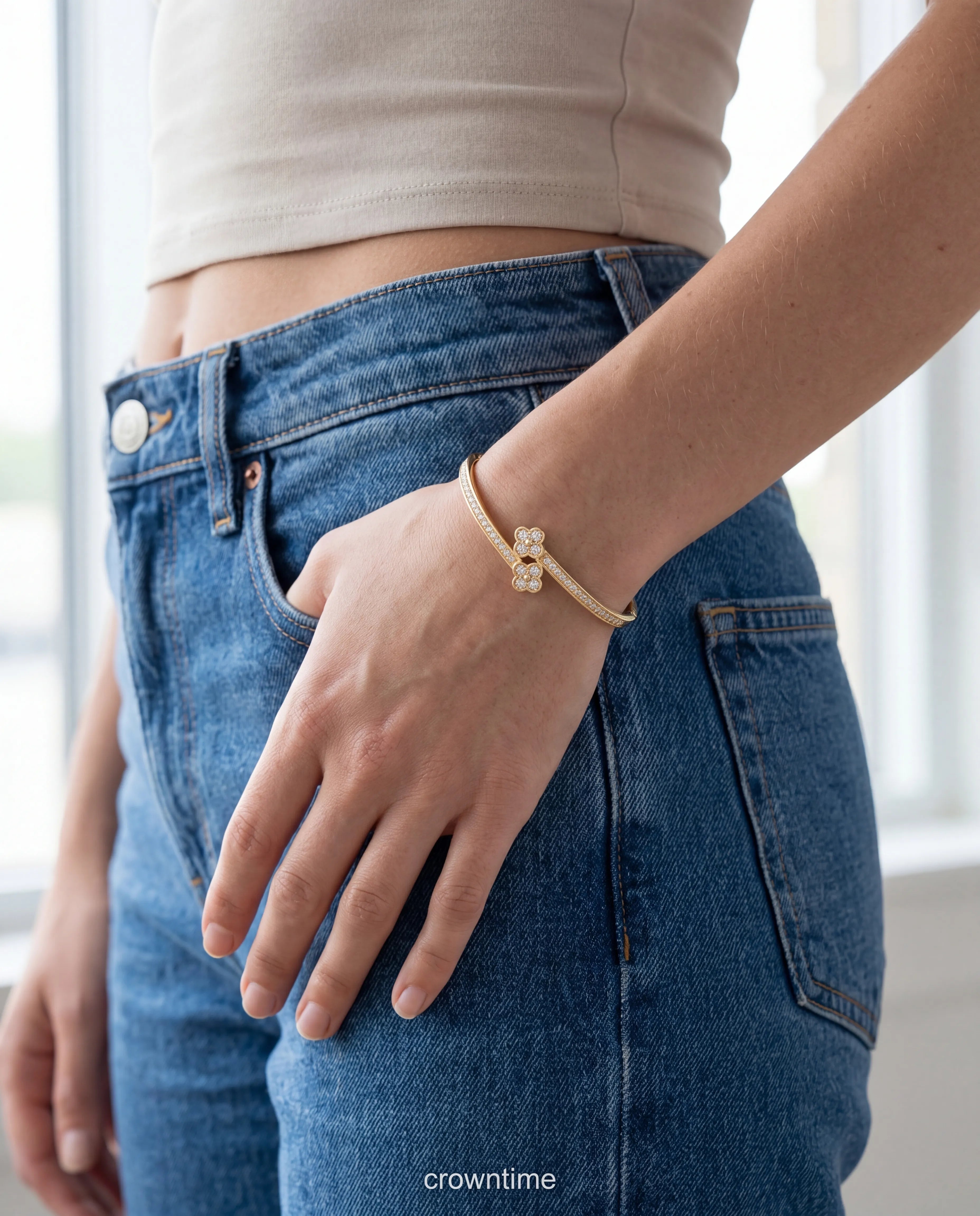 Yonca kelepçe 18k gold kaplama