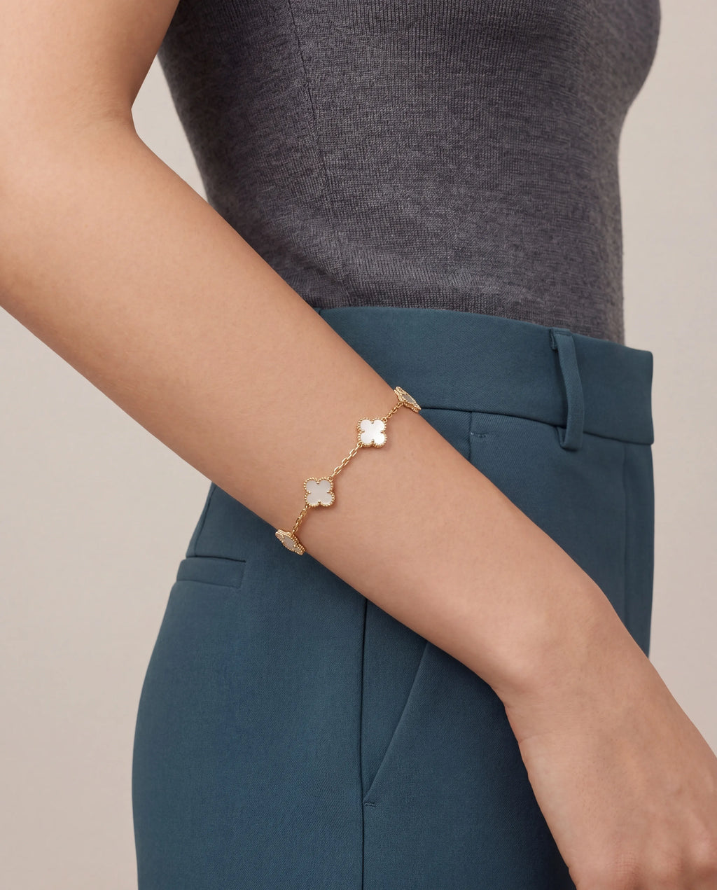 Yonca Bileklik Gold-Beyaz