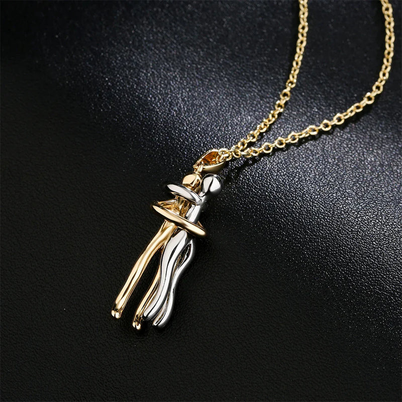 Sarılan Çift Kolye